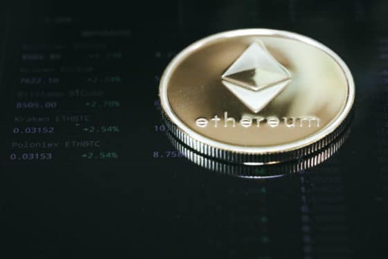 Criptomoneda de Ethereum supera los 300 d&oacute;lares luego de un a&ntilde;o