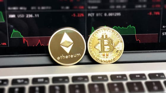 Mercado en verde: ETH sube 12% y bitcoin coquetea con los 9.600 d&oacute;lares