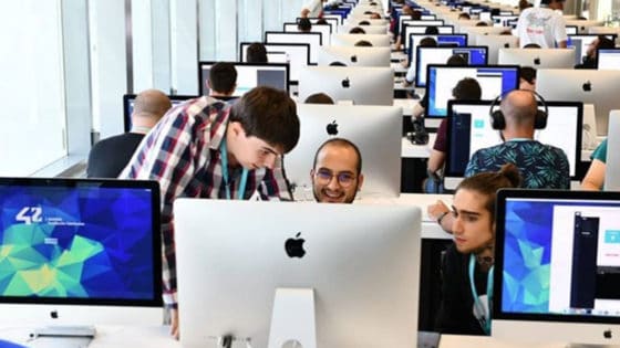 Espa&ntilde;a: Escuela de programaci&oacute;n ofrece formaci&oacute;n gratuita con trabajo garantizado