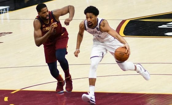 Solo 9 tokens del jugador de la NBA Spencer Dinwiddie fueron vendidos