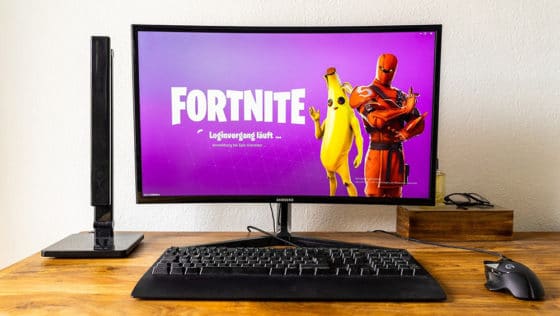 Google y Apple vetan a Fortnite por usar su propia plataforma de pago