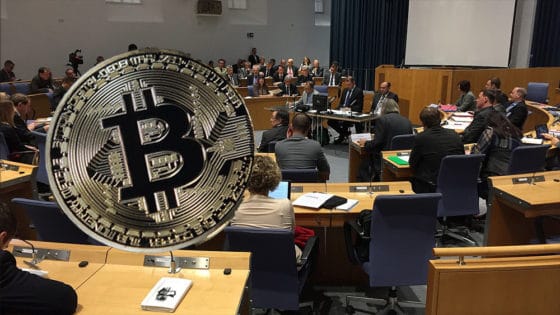 Descentralizando el poder: La Democracia L&iacute;quida y Bitcoin