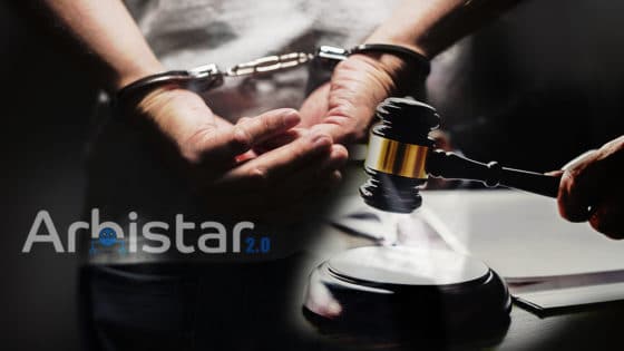Detienen al CEO de Arbistar, pero juez ordena su liberación tras acusarlo por estafa