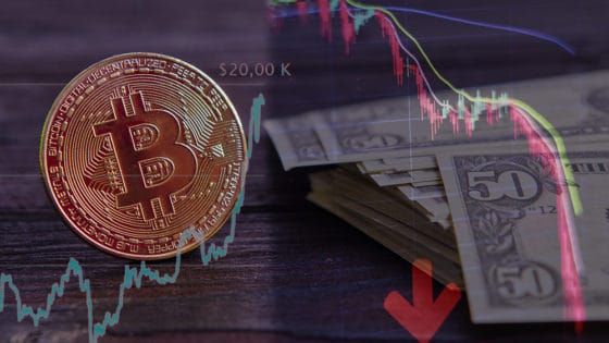El dólar cae a nivel en récord mientras bitcoin se acerca a su máximo histórico