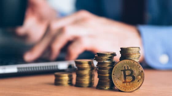 Bancos deberían operar bitcoin, creen reguladores de Estados Unidos