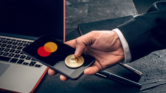 Mastercard abre nueva posibilidad para pagar con bitcoin mediante sus tarjetas