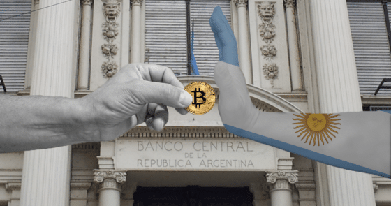 Bitcoin en español: prohíben a bancos argentinos vender criptomonedas y Bukele compra BTC